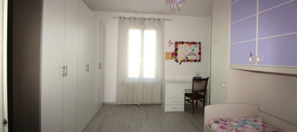 4 rooms House in Udine, Italy No. 21543 19