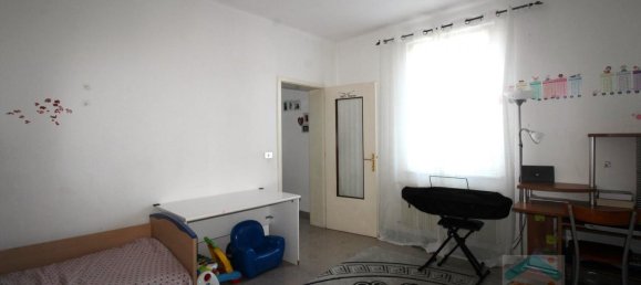 4 rooms House in Udine, Italy No. 21543 8