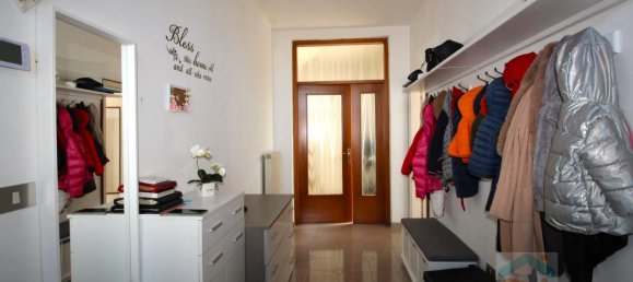 4 rooms House in Udine, Italy No. 21543 2
