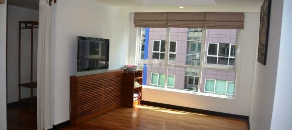 4 bedrooms Condo in Bangkok, Thailand No. 7497 7
