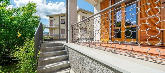 5 bedrooms Villa in Varano de' Melegari, Italy No. 206503 36