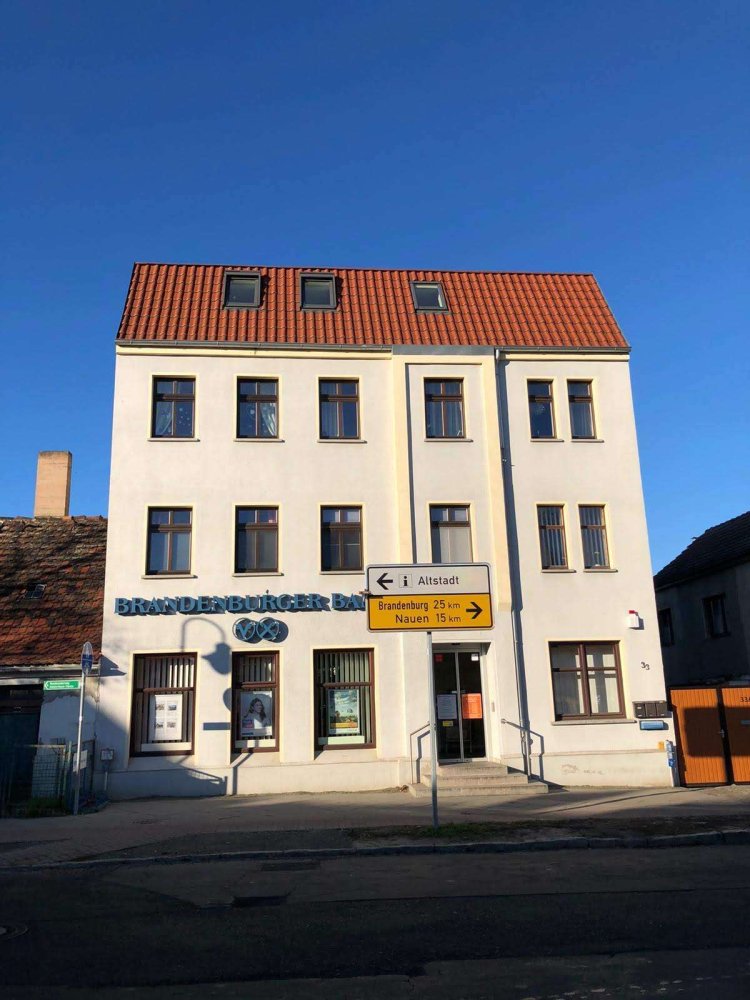  بناية في Havelland, Germany 376متر مربع رقم 235511