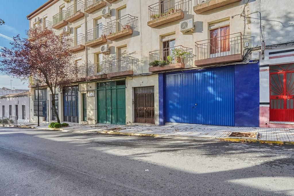 4 bedrooms Apartment in La Carolina, Spain No. 83540