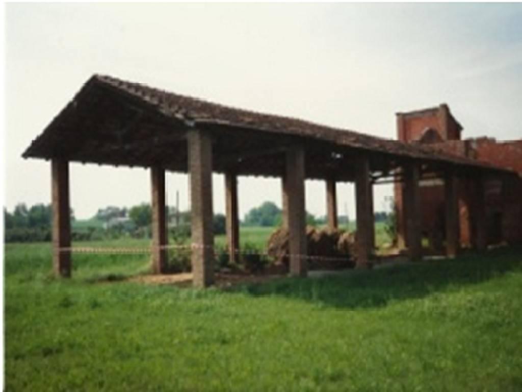 33200m² Land in Borgonovo Val Tidone, Italy No. 119731