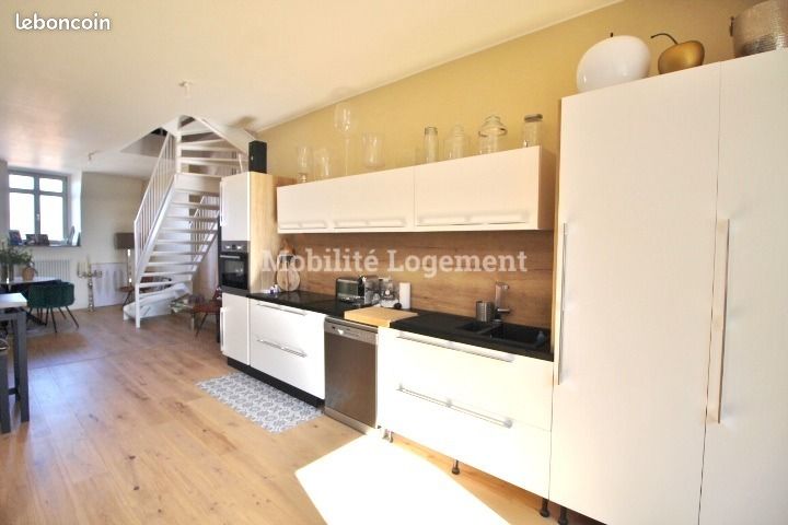 Дуплекс с 4 спальнями в Камбре, Франция № 92131