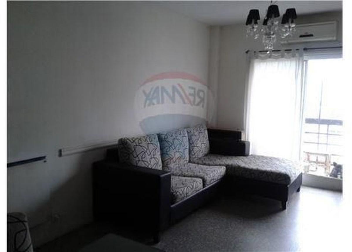 Apartamento de 3 dormitorios en Buenos Aires, Argentina No. 76464