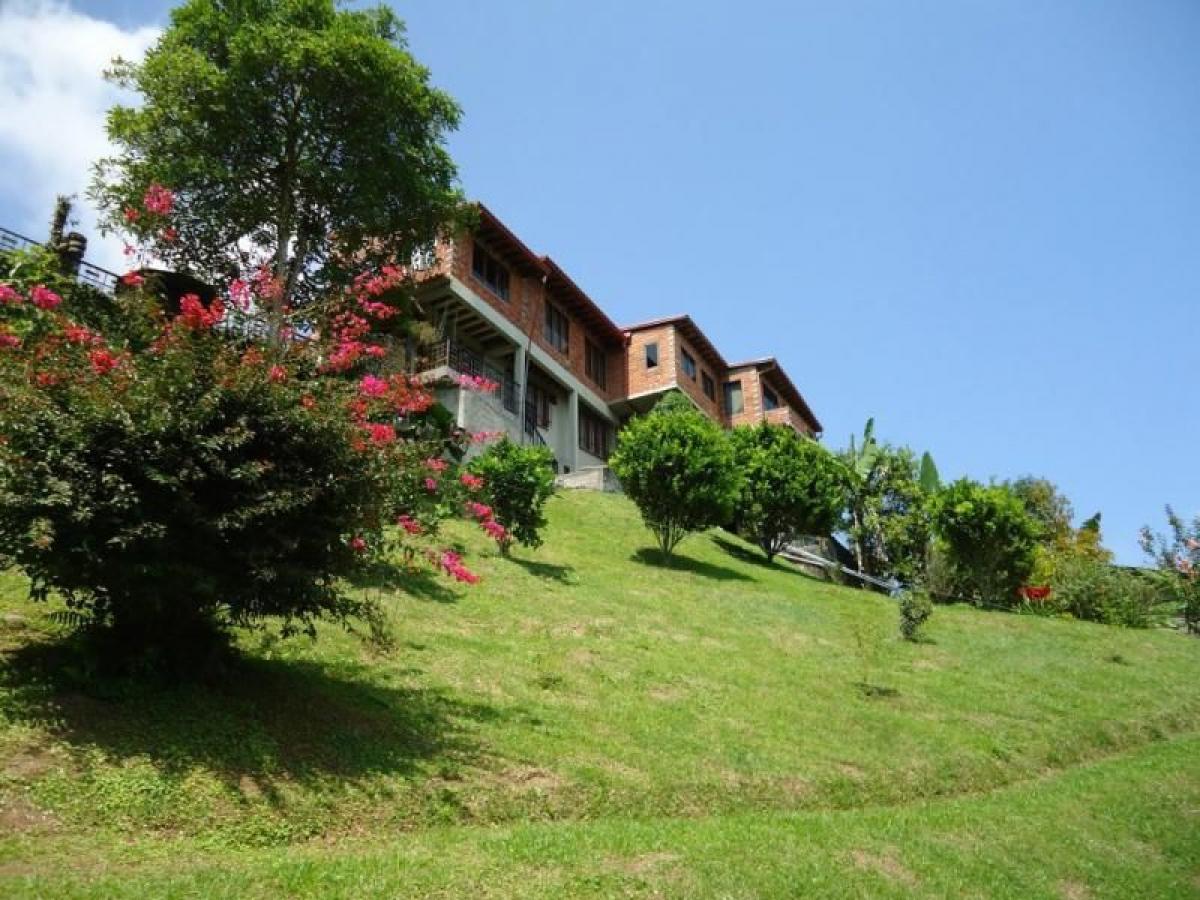 9 bedrooms House in Santander, Colombia No. 4708