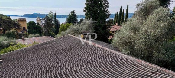 10 rooms Villa in Gardone Riviera, Italy No. 31975 21