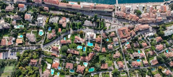 10 rooms Villa in Gardone Riviera, Italy No. 31975 5