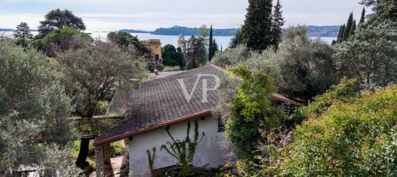 10 rooms Villa in Gardone Riviera, Italy No. 31975 22