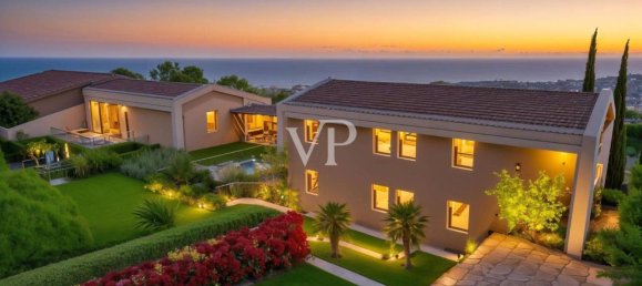 10 rooms Villa in Gardone Riviera, Italy No. 31975 8