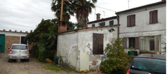 10 chambres Appartement à Ferrara, Italy No. 363685 21