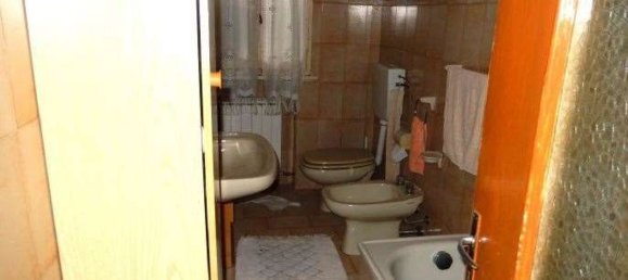 10 chambres Appartement à Ferrara, Italy No. 363685 17