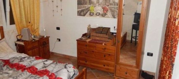 10 chambres Appartement à Ferrara, Italy No. 363685 27