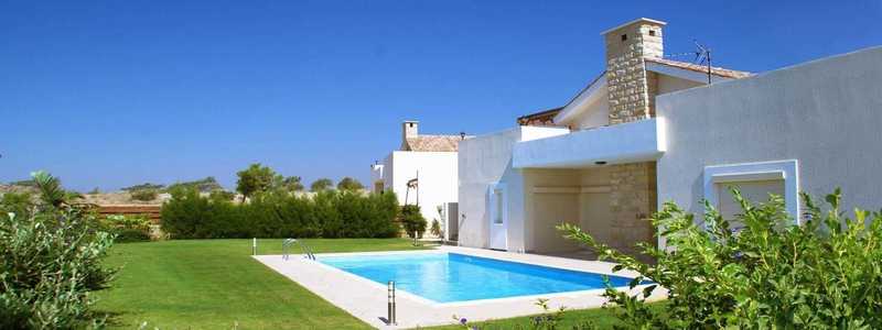 3 bedrooms Villa in Monagroulli, Cyprus No. 11584
