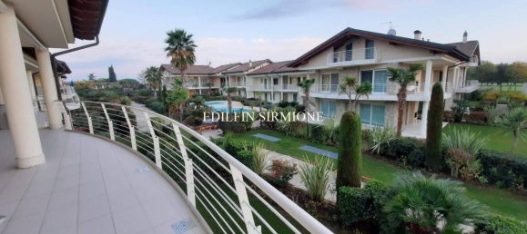 Квартира с 4 комнатами в Сирмионе, Италия № 17491 3