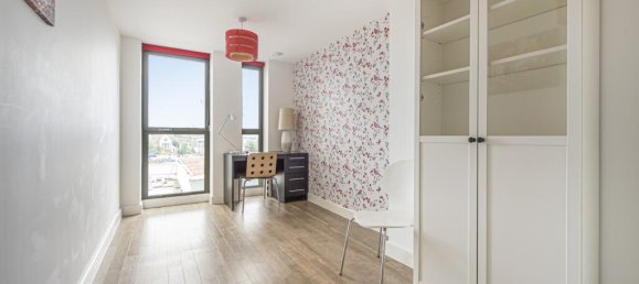 2 bedrooms Apartment in London, United Kingdom No. 7740 7