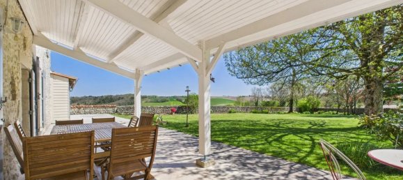 3 bedrooms House in Charente, France No. 335933 9