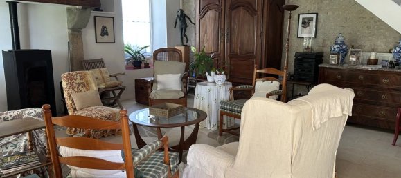 3 bedrooms House in Charente, France No. 335933 3