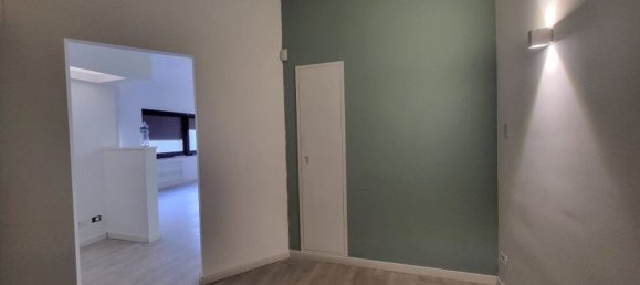 4-salle Appartement à Palermo, Italy No. 306664 6
