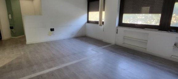 4-salle Appartement à Palermo, Italy No. 306664 8