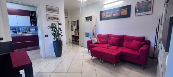 Квартира с 4 спальнями в Дзола Предоза, Италия № 352619 7