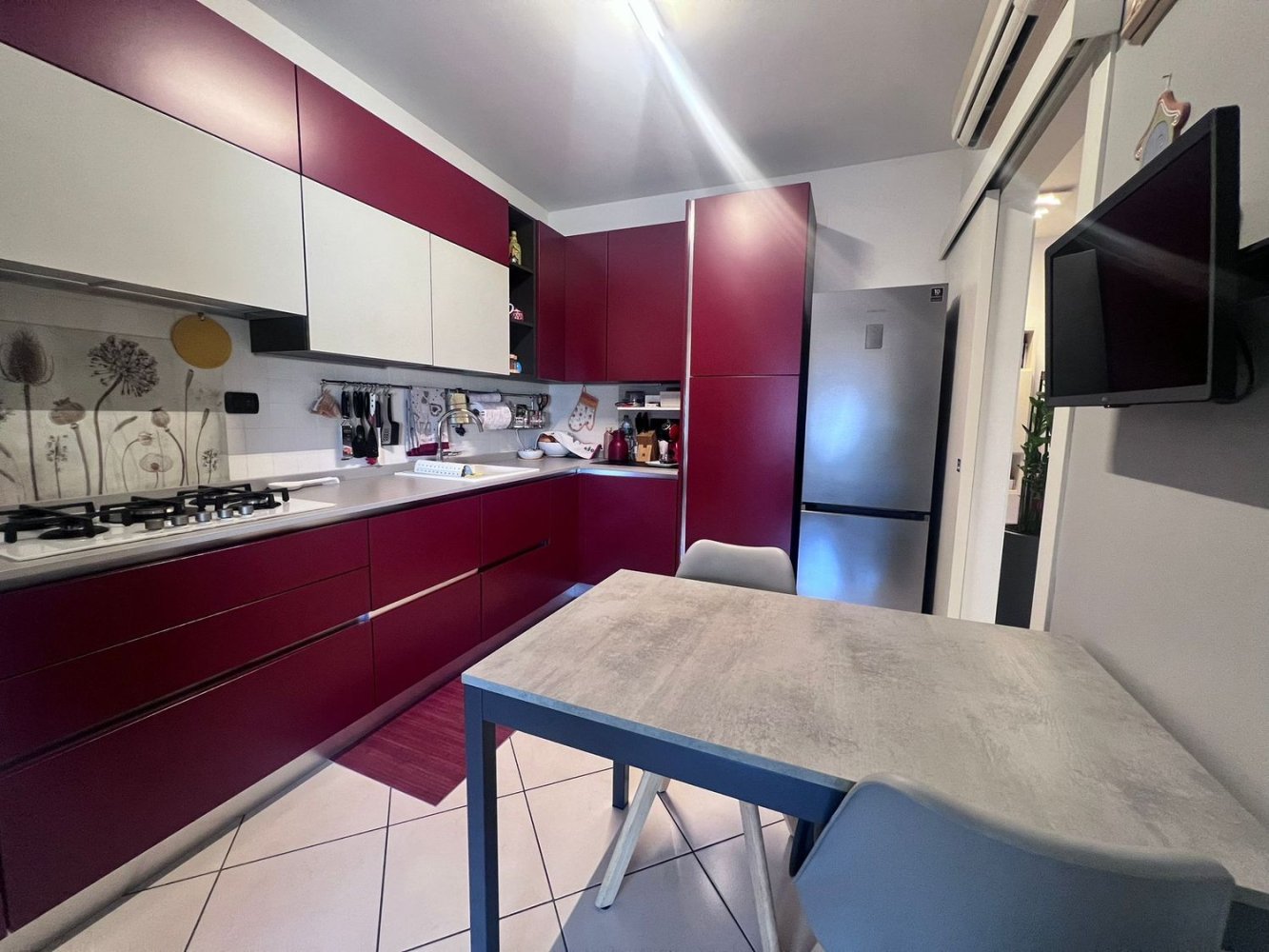 Квартира с 4 спальнями в Дзола Предоза, Италия № 352619