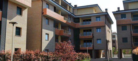 Квартира с 4 спальнями в Дзола Предоза, Италия № 352619 30