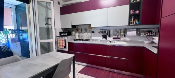 Квартира с 4 спальнями в Дзола Предоза, Италия № 352619 2