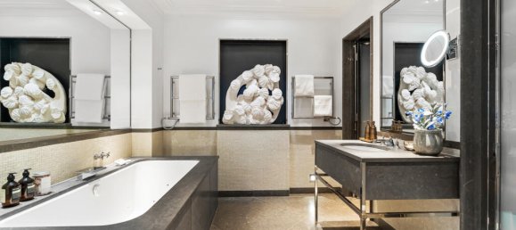 6 bedrooms House No. 12998 12