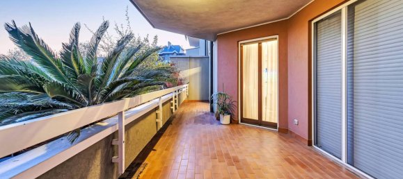 4 bedrooms Apartment in Milan, Italy No. 246642 17