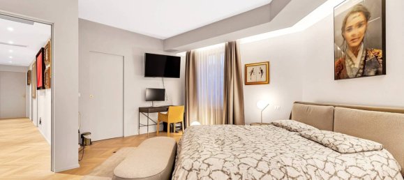 4 bedrooms Apartment in Milan, Italy No. 246642 14