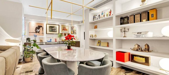 4 bedrooms Apartment in Milan, Italy No. 246642 3