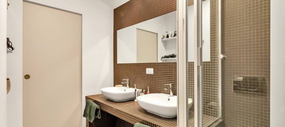 4 bedrooms Apartment in Milan, Italy No. 246642 15