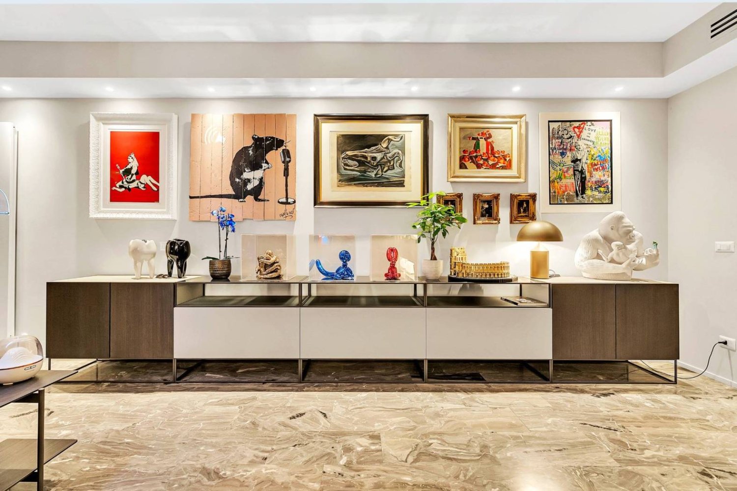 4 bedrooms Apartment in Milan, Italy No. 246642