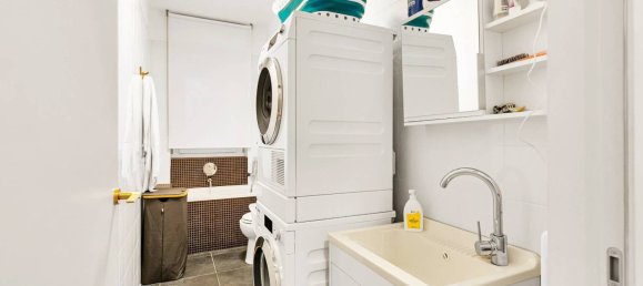 4 bedrooms Apartment in Milan, Italy No. 246642 18