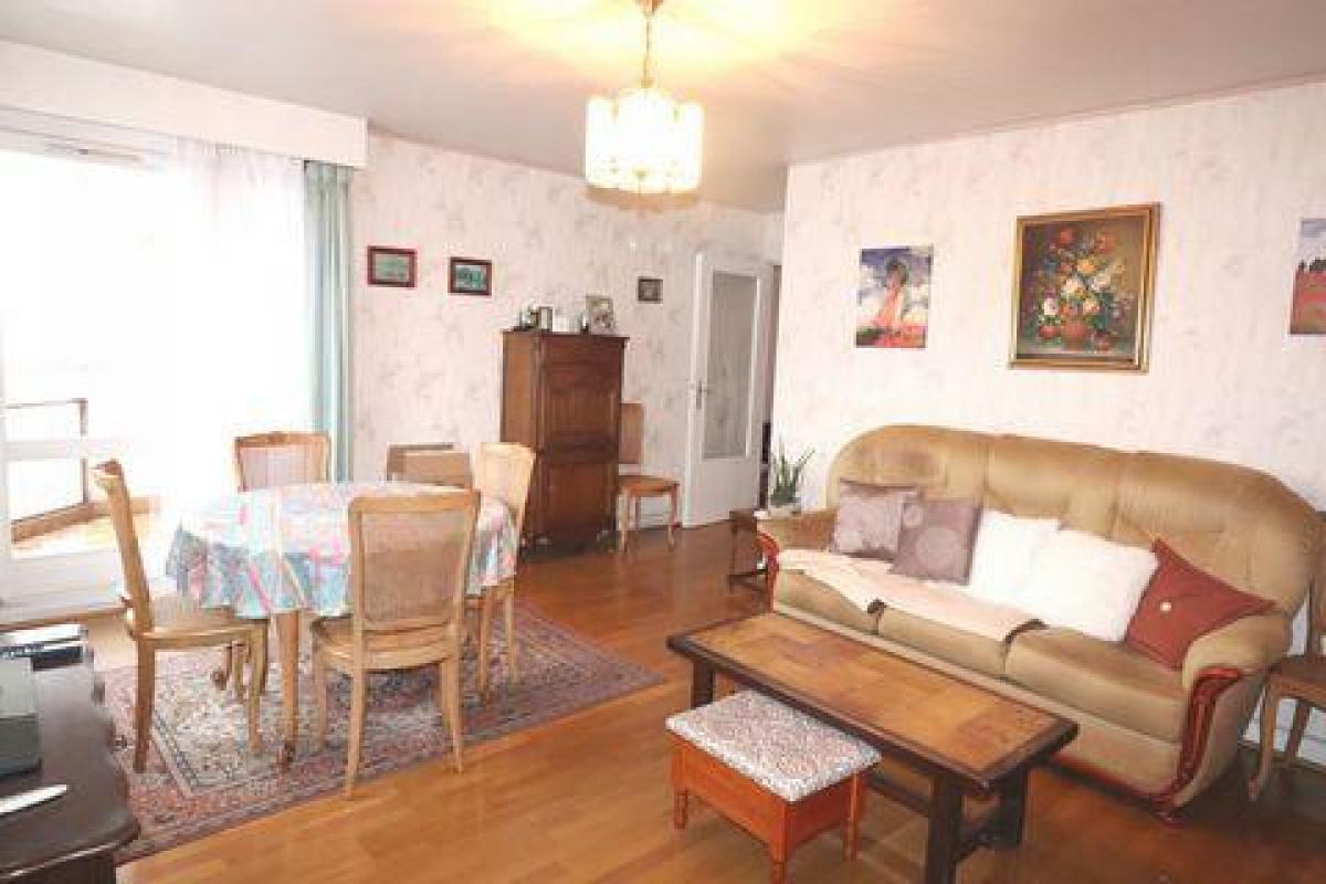 Apartamento com 2 quartos em condomínio em Sannois, France N.º 30195