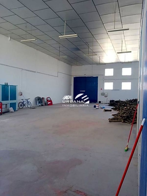  مستودع في Cordoba, Spain 500متر مربع رقم 219740