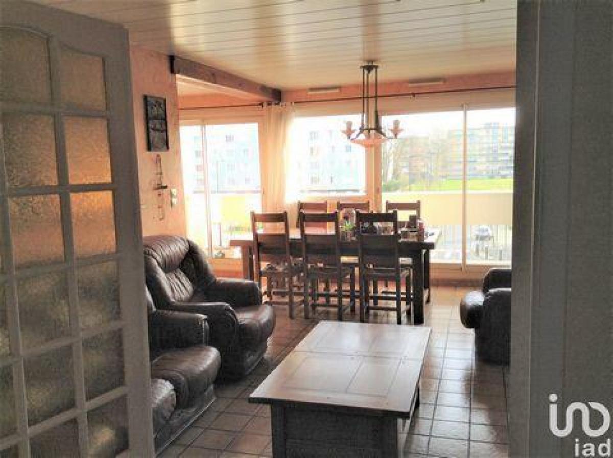 3 bedrooms Condo in Le Havre, France No. 27883