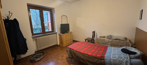 7 rooms House in Marliana, Italy No. 254590 9