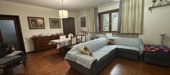7 rooms House in Marliana, Italy No. 254590 3