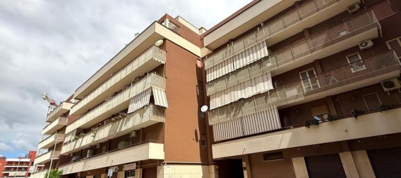 Gewerbliche Immobilie in Trani, Italy 150m², Nr. 339574 2