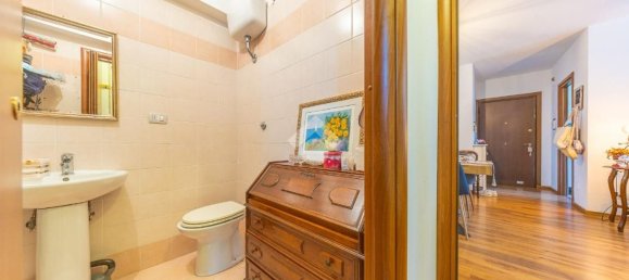 2 rooms Apartment in Guidonia Montecelio, Italy No. 8772 14