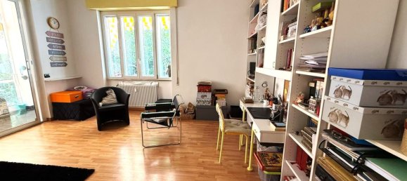 5 rooms Apartment in Savona, Italy No. 284322 8