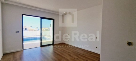 5 Schlafzimmer Haus in Guia, Portugal, Nr. 128273 18
