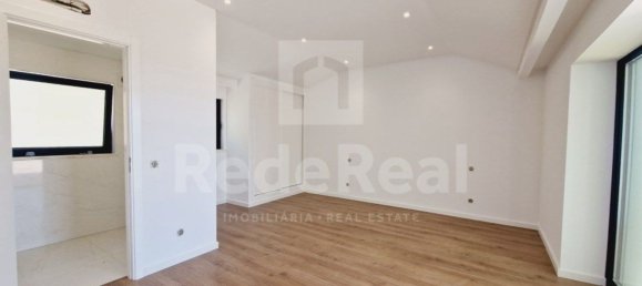 5 Schlafzimmer Haus in Guia, Portugal, Nr. 128273 32