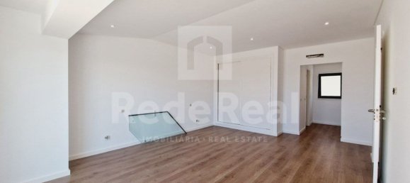 5 Schlafzimmer Haus in Guia, Portugal, Nr. 128273 25