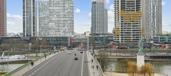 2 bedrooms Apartment in Paris, France No. 135035 12