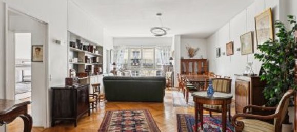 2 bedrooms Apartment in Paris, France No. 135035 17