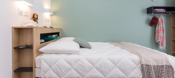 Studio in Lille, France No. 253572 11